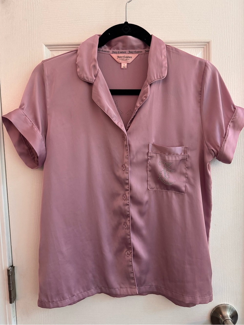 JUICY COUTURE Satin Short Sleeve Rhinestone Button Up Pajama Top Pink/Purple S
